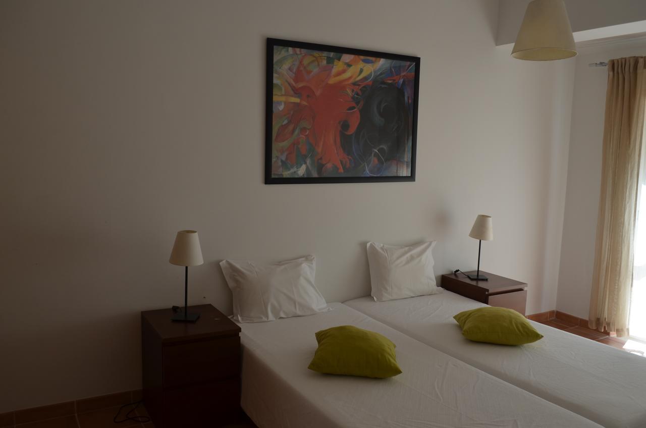 Hotel Aldeamento Turístico de Palmela Cajados Habitación foto
